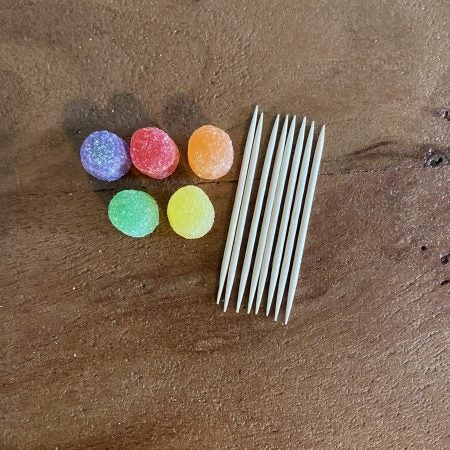 gumdrop pyramid supplies: 5 gumdrops, 8 toothpicks